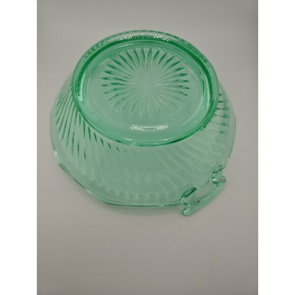 Uranium Glass - Vintage Imperial Green Twisted Optic 10" Handled Serving Bowl - Picture 13 of 16